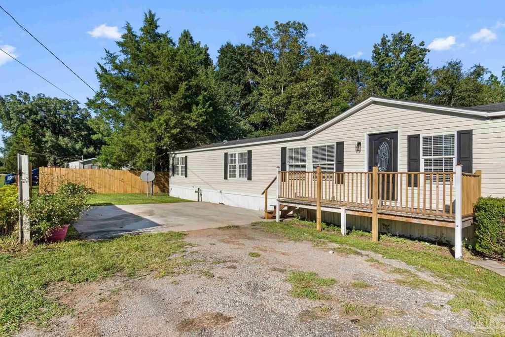7110 Eastgate Rd, Milton