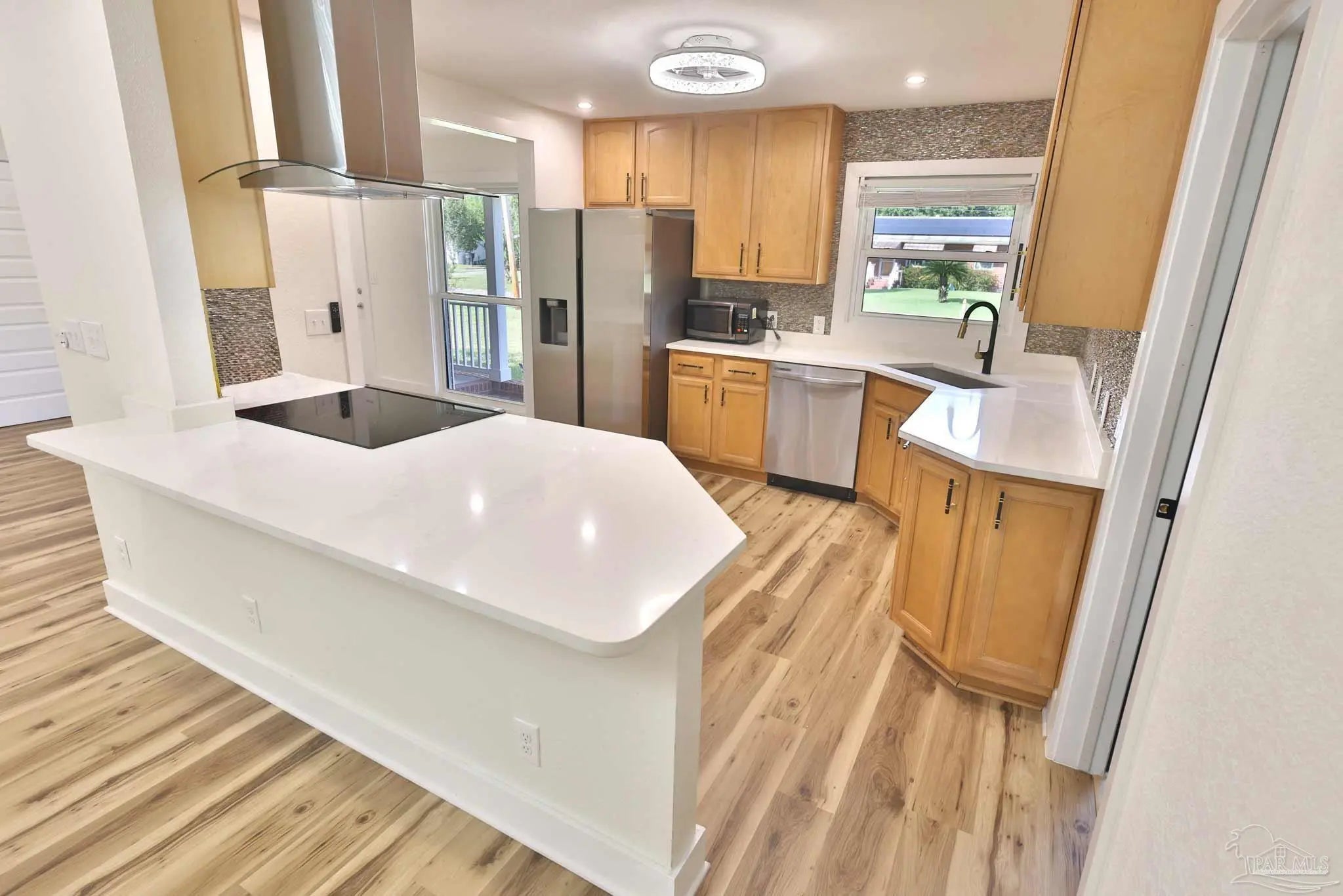 Photo of Listing #678948