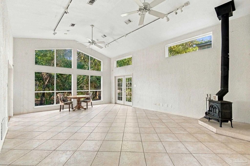 1466 Auburn Ct, Gulf Breeze