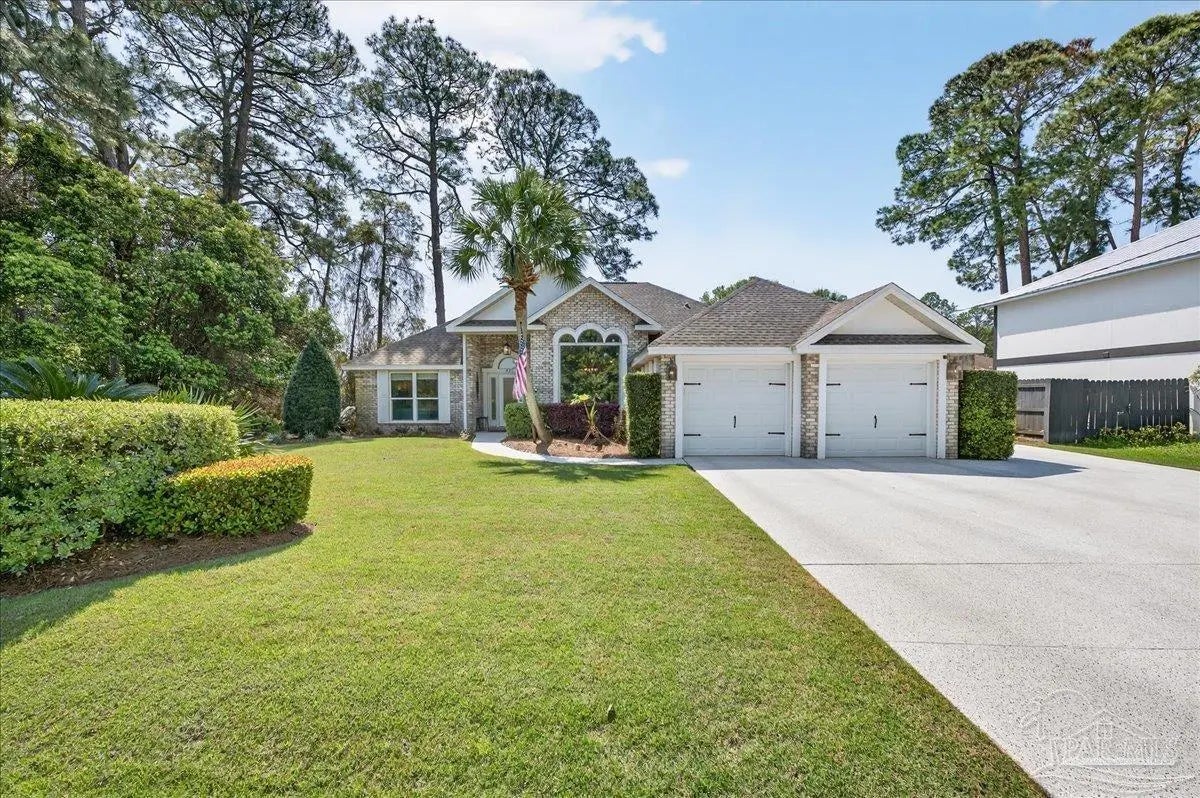 Photo of Listing #680223