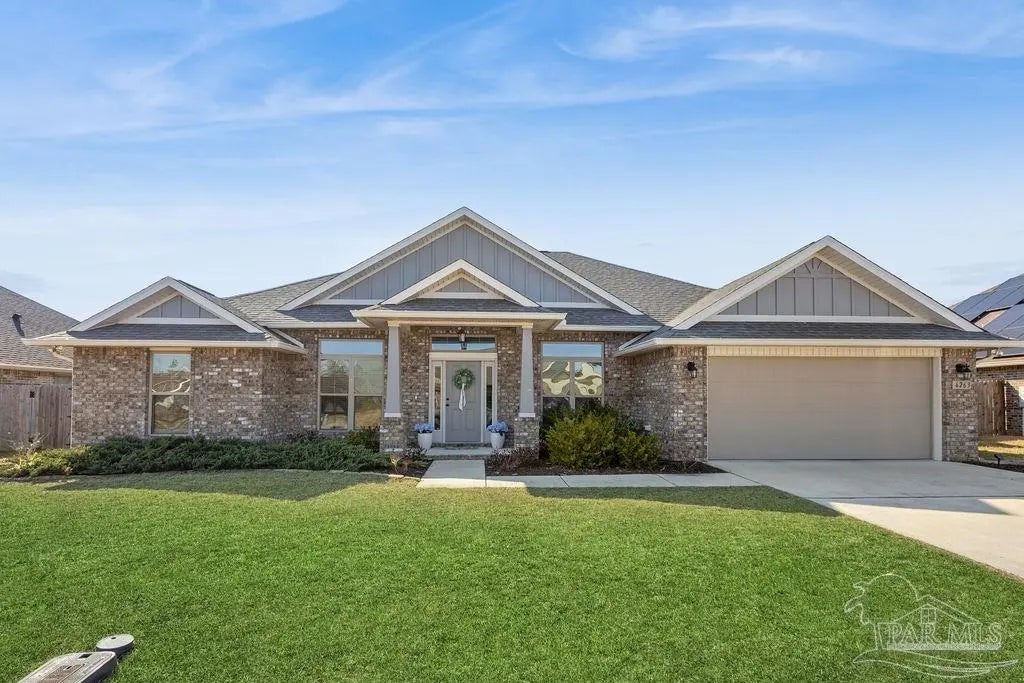 Photo of Listing #677715