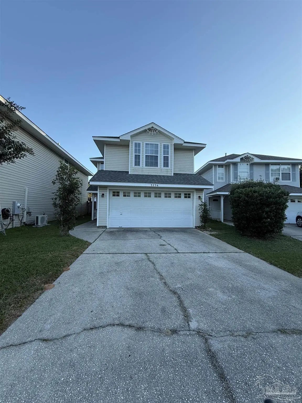 Photo of Listing #672450