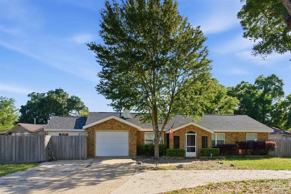 8395 Lofton Dr, Pensacola