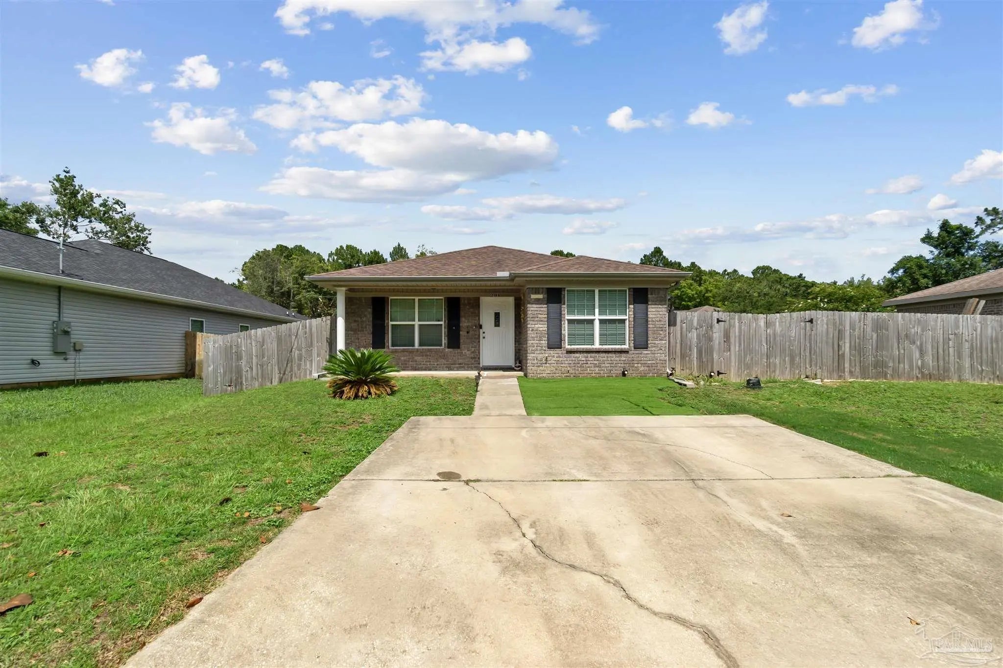 Photo of Listing #666848