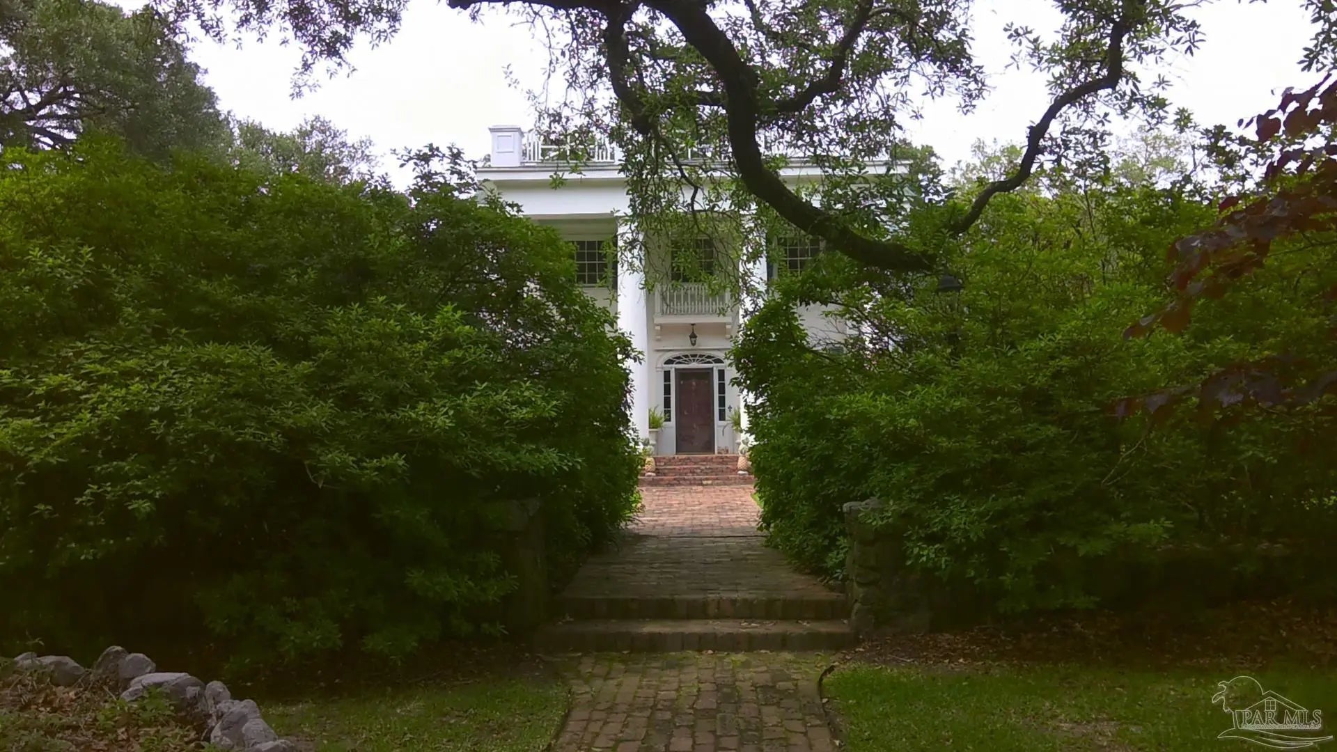 Photo of Listing #677941