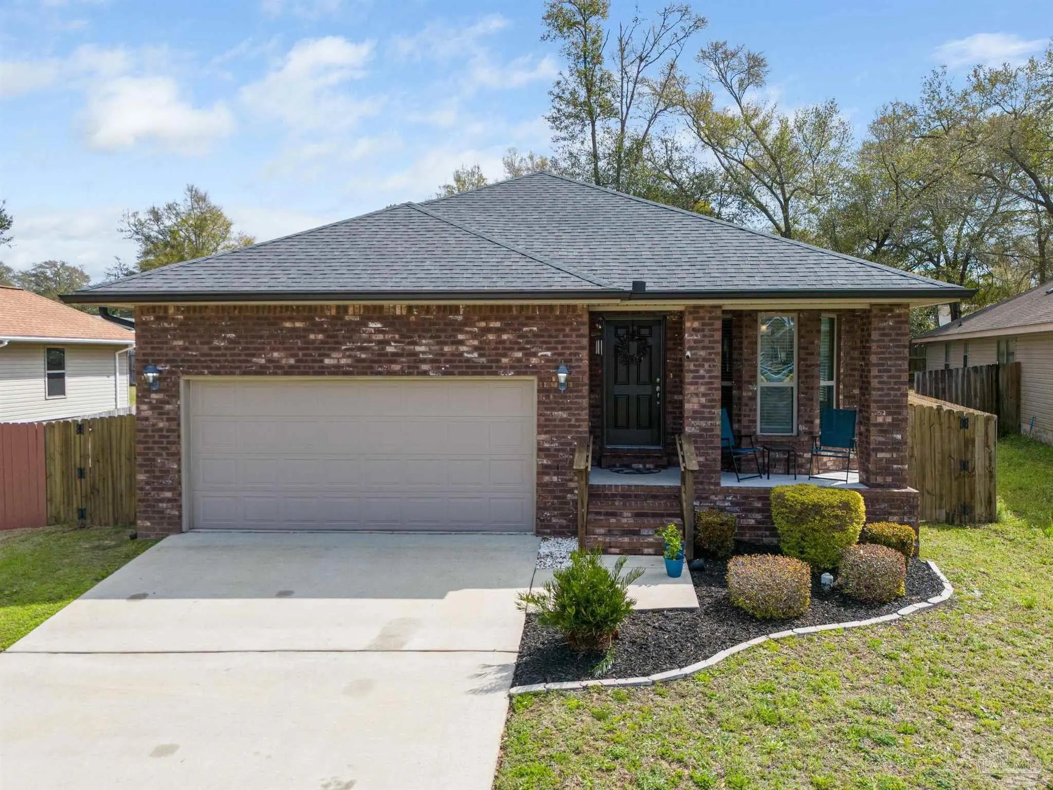 Photo of Listing #679765