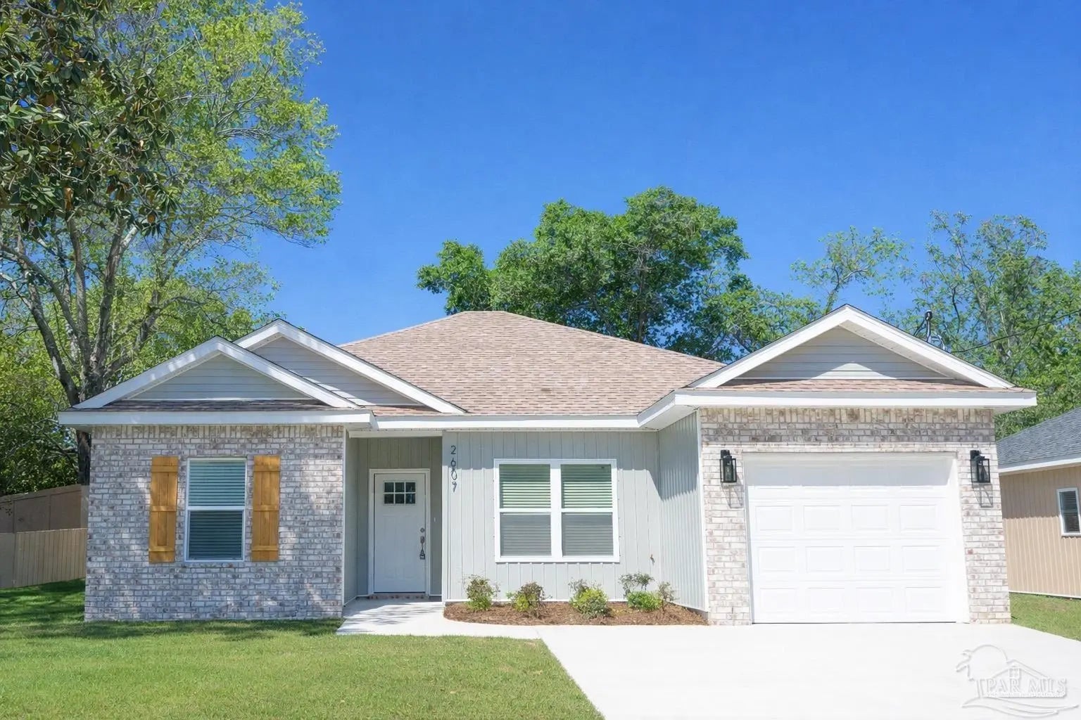 Photo of Listing #680935