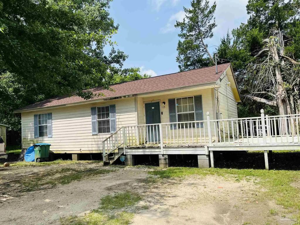 115 Clark St, Atmore