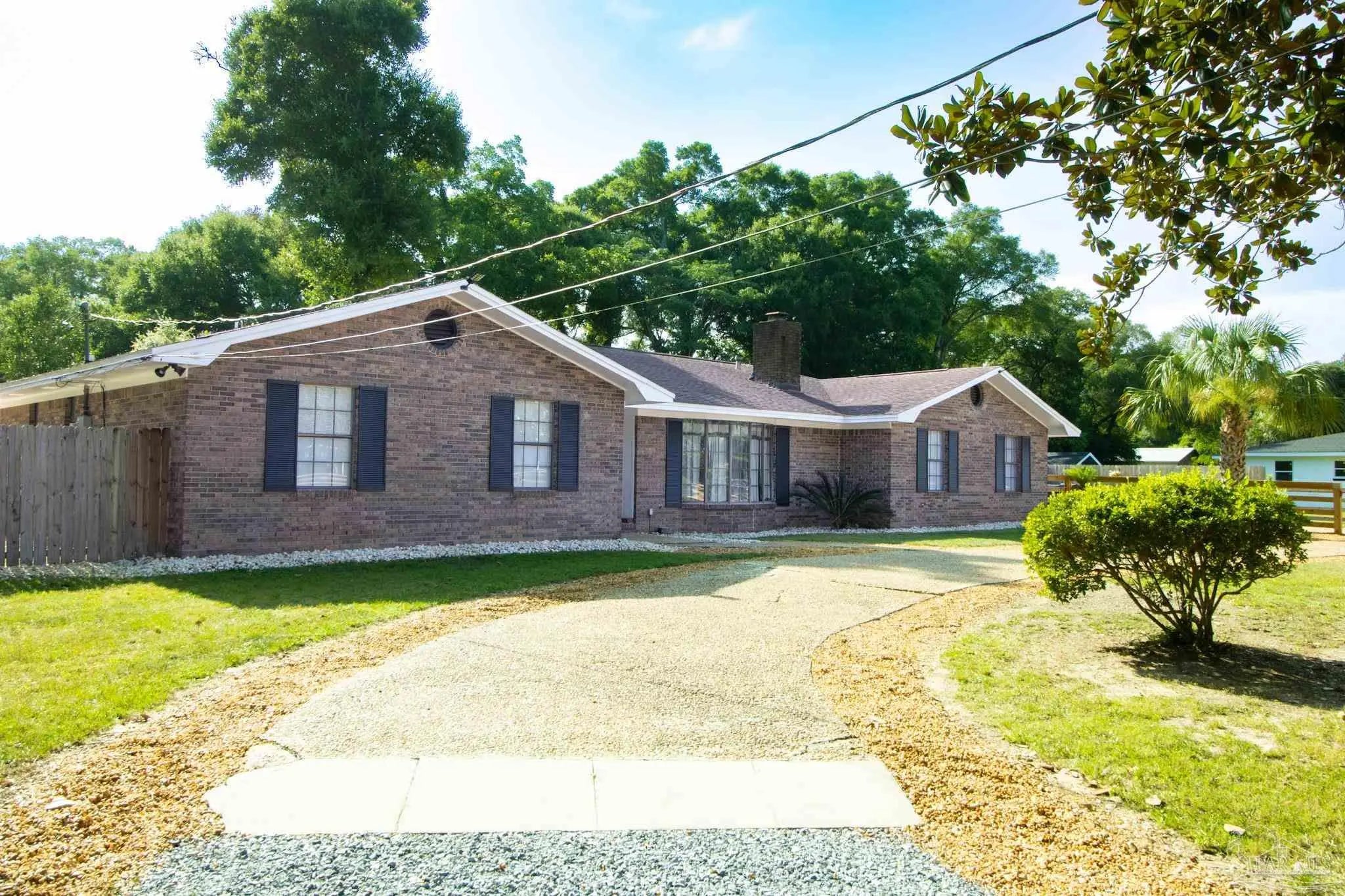 Photo of Listing #672053