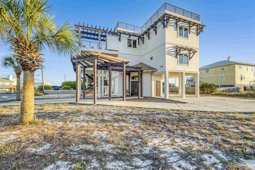 602 Via Deluna Dr, Pensacola Beach