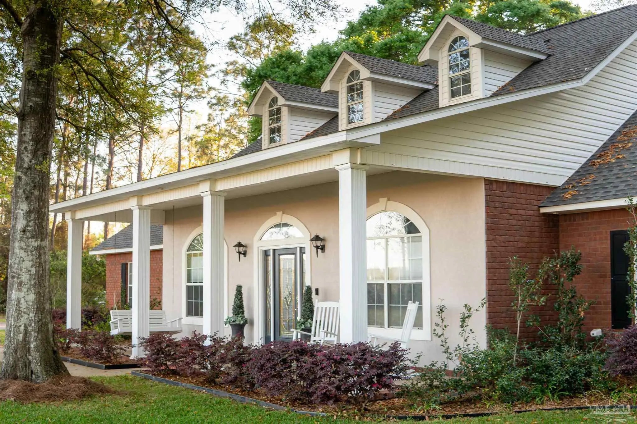 Photo of Listing #679445