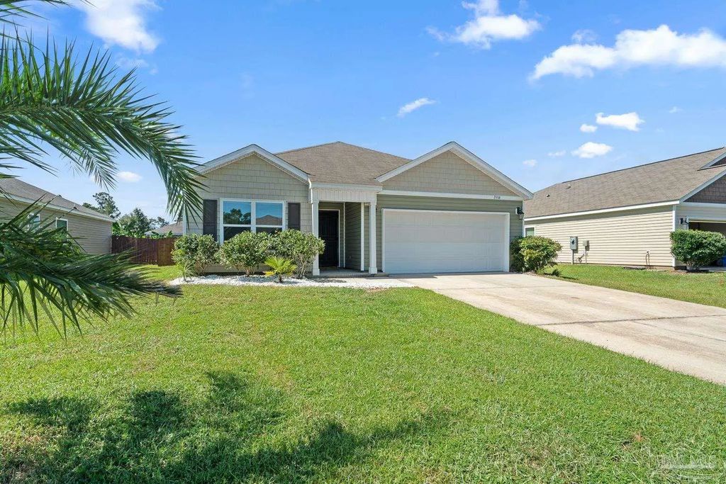 17438 Harding Dr, Foley