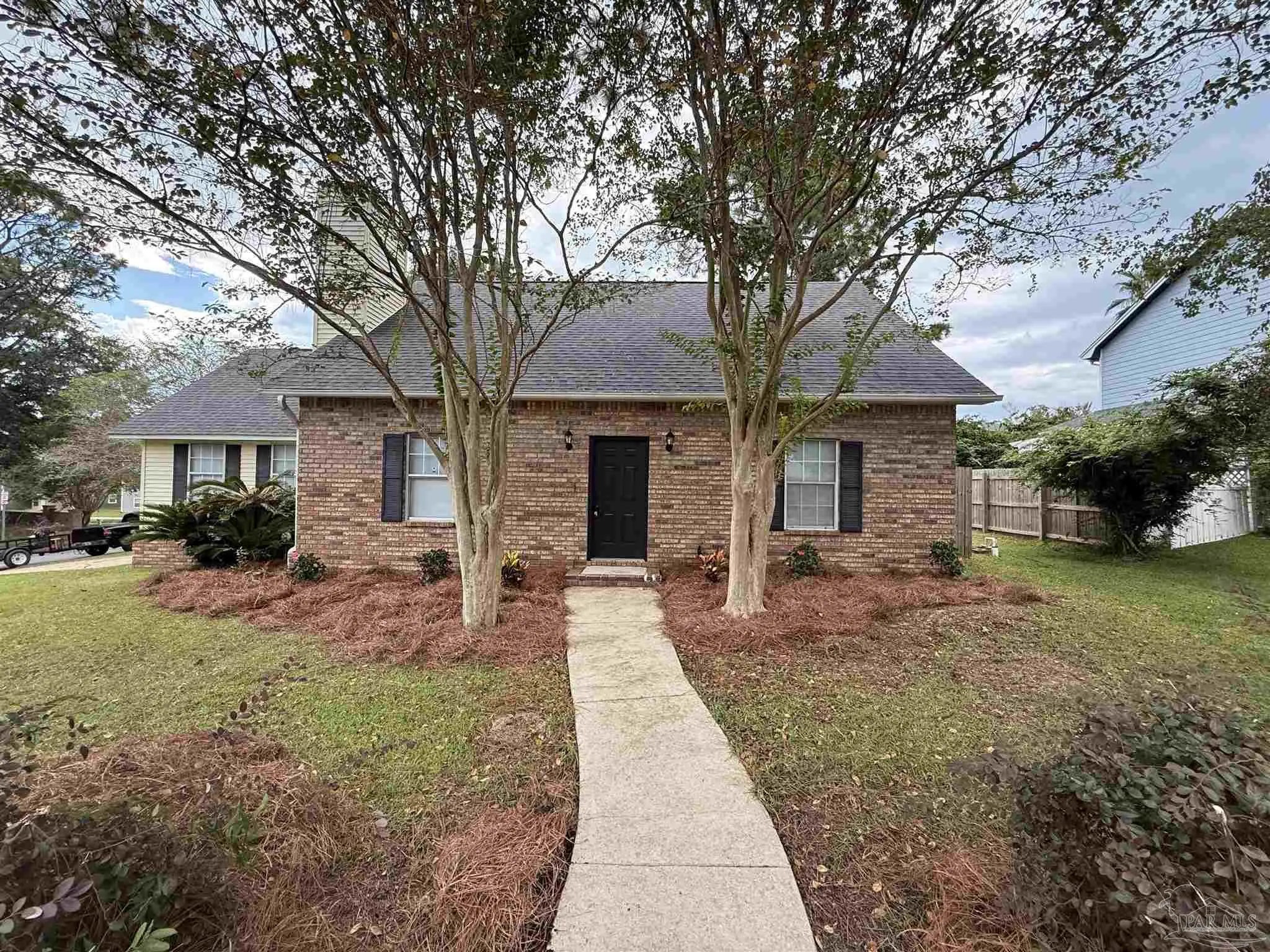 Photo of Listing #670999