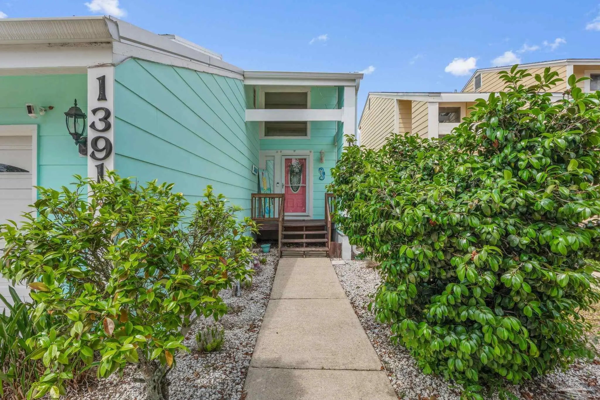 Photo of Listing #663456