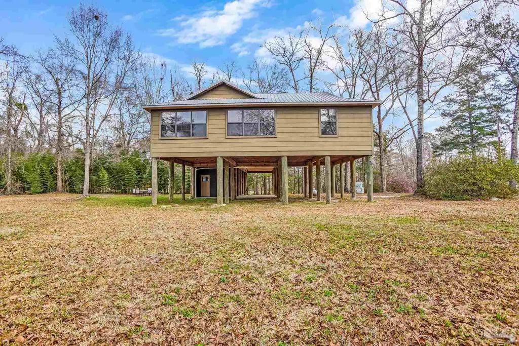 1002 Daffin Rd, Molino