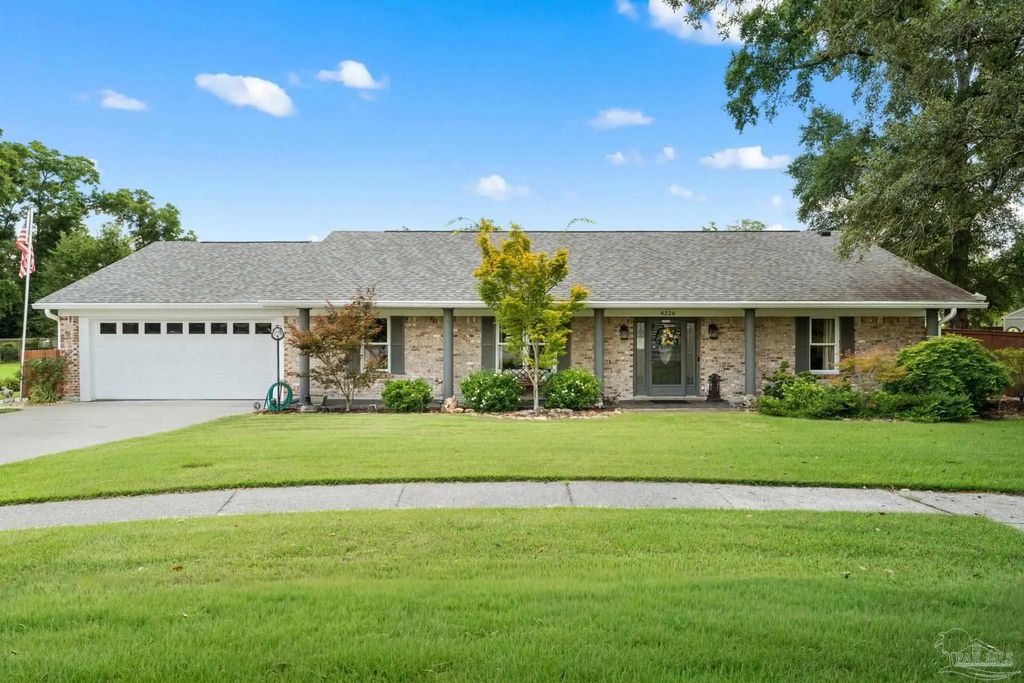 4226 Burtonwood Dr, Pensacola