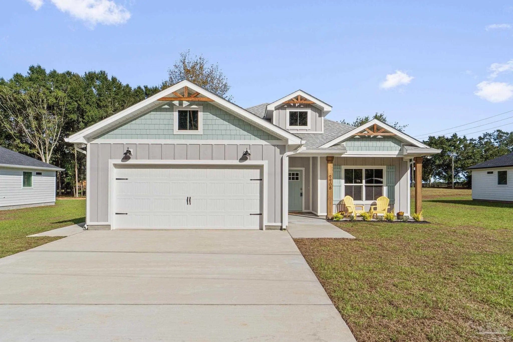 Photo of Listing #677285