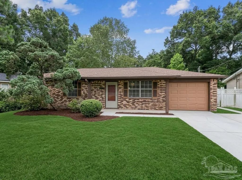 778 Deedra Ave, Pensacola