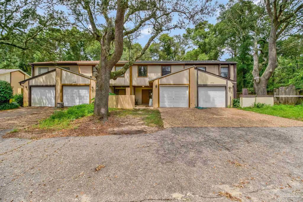 464 E Burgess Rd, Pensacola