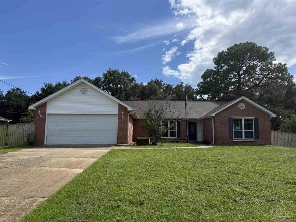 7199 Manatee St, Navarre
