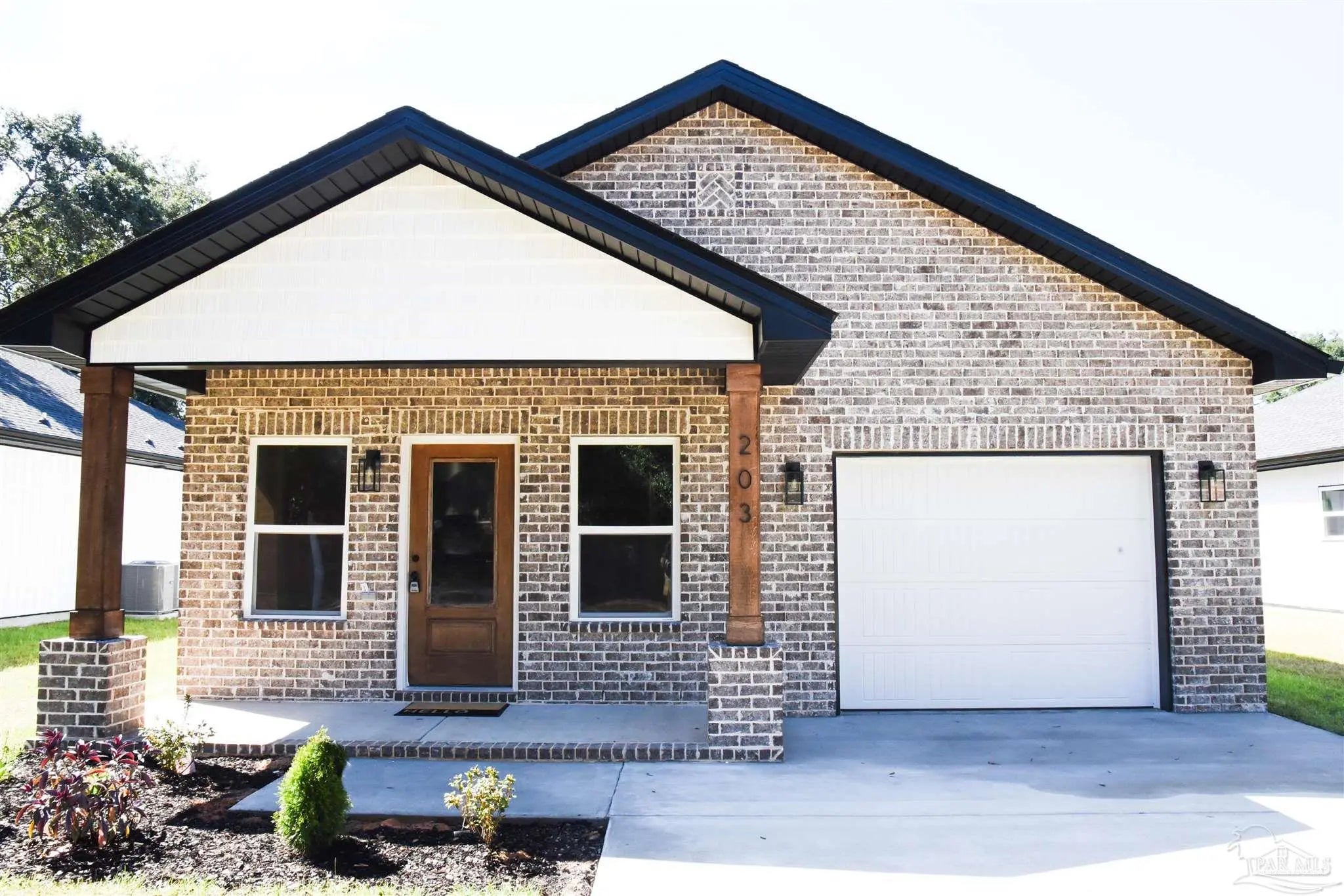 Photo of Listing #663158