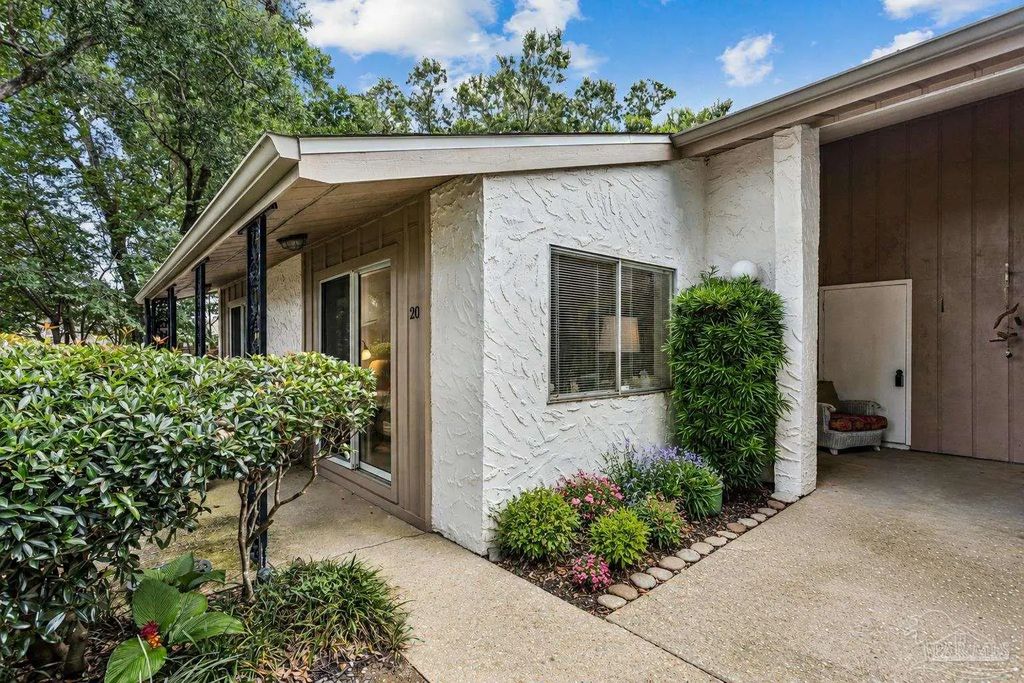3400 Wimbledon Dr, Pensacola