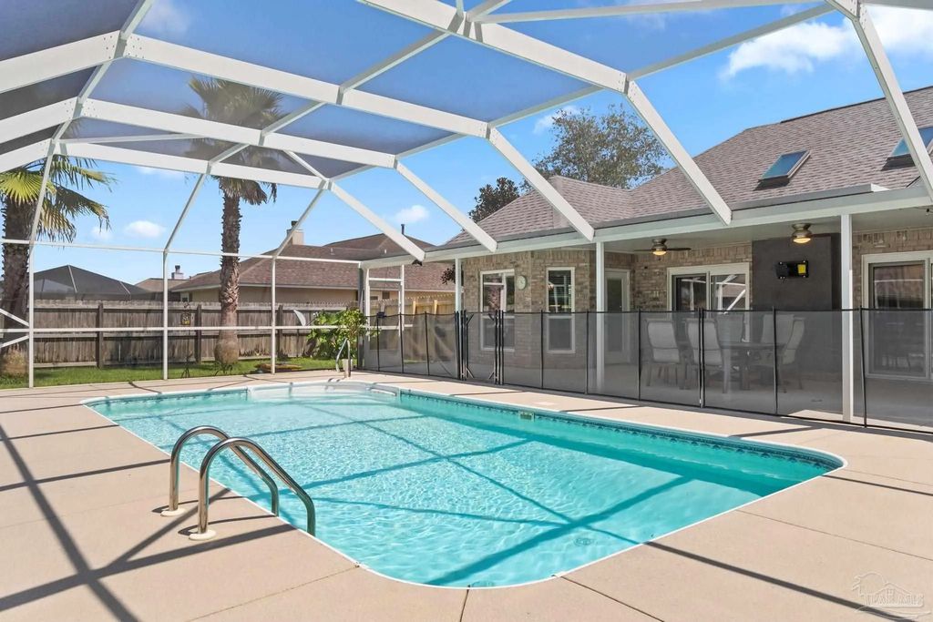 50 Faison St, Pensacola