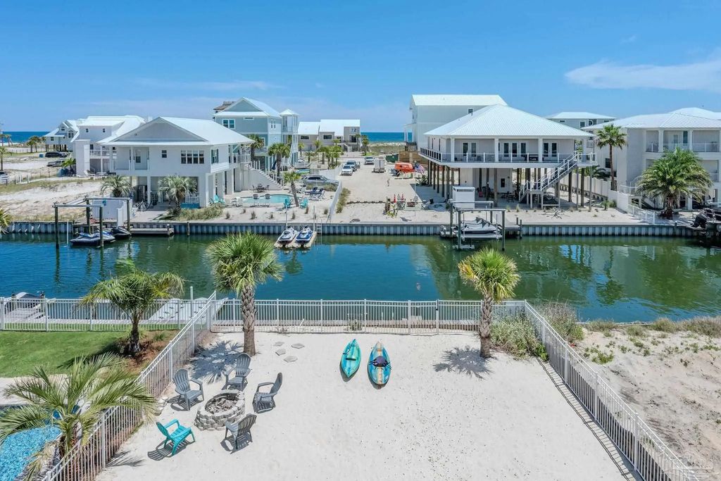 7402 Grand Navarre Blvd, Navarre Beach