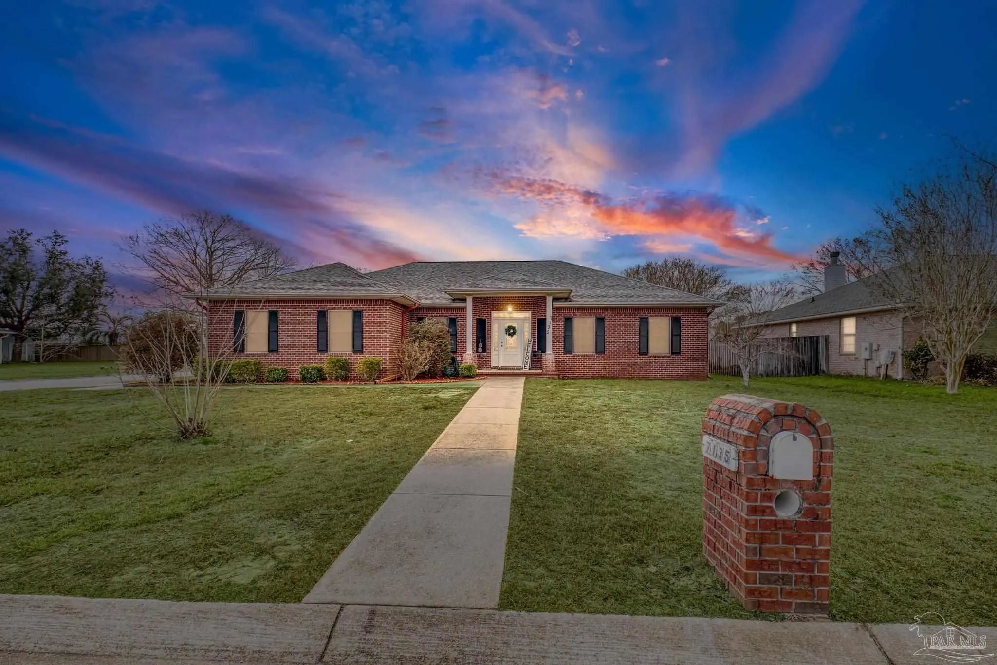 Photo of Listing #678210