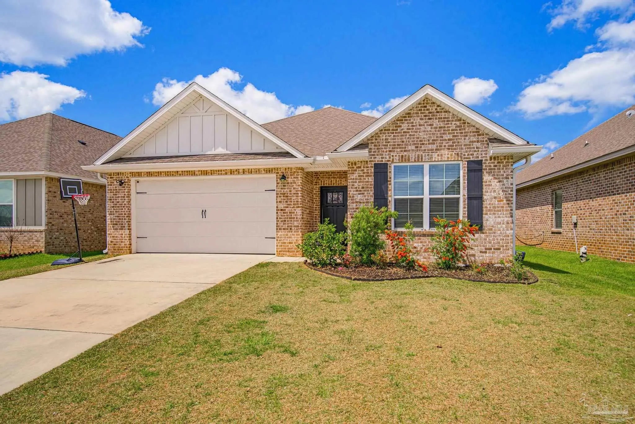 Photo of Listing #681088