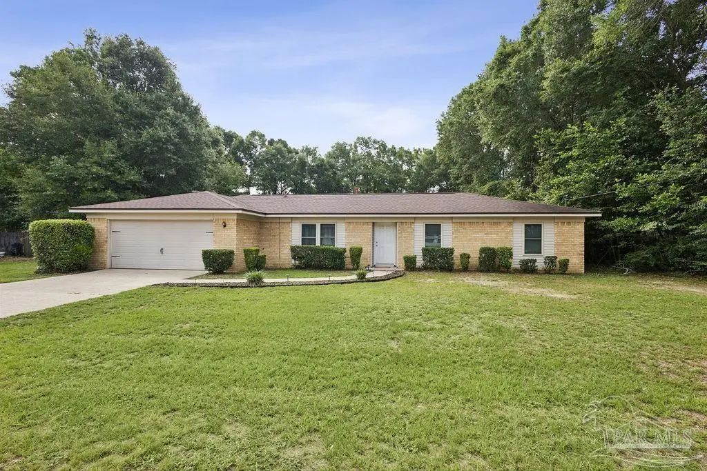 5329 Casper Cir, Milton