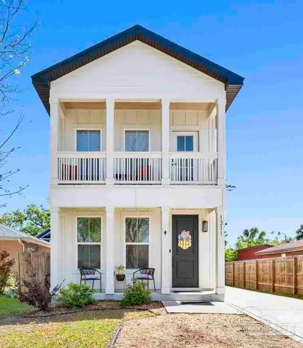 1311 E Hatton St, Pensacola