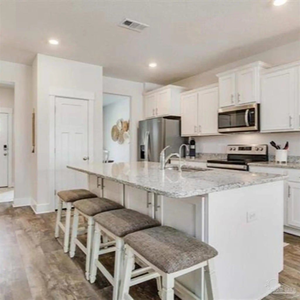 14330 Gardenglen Dr, Pensacola