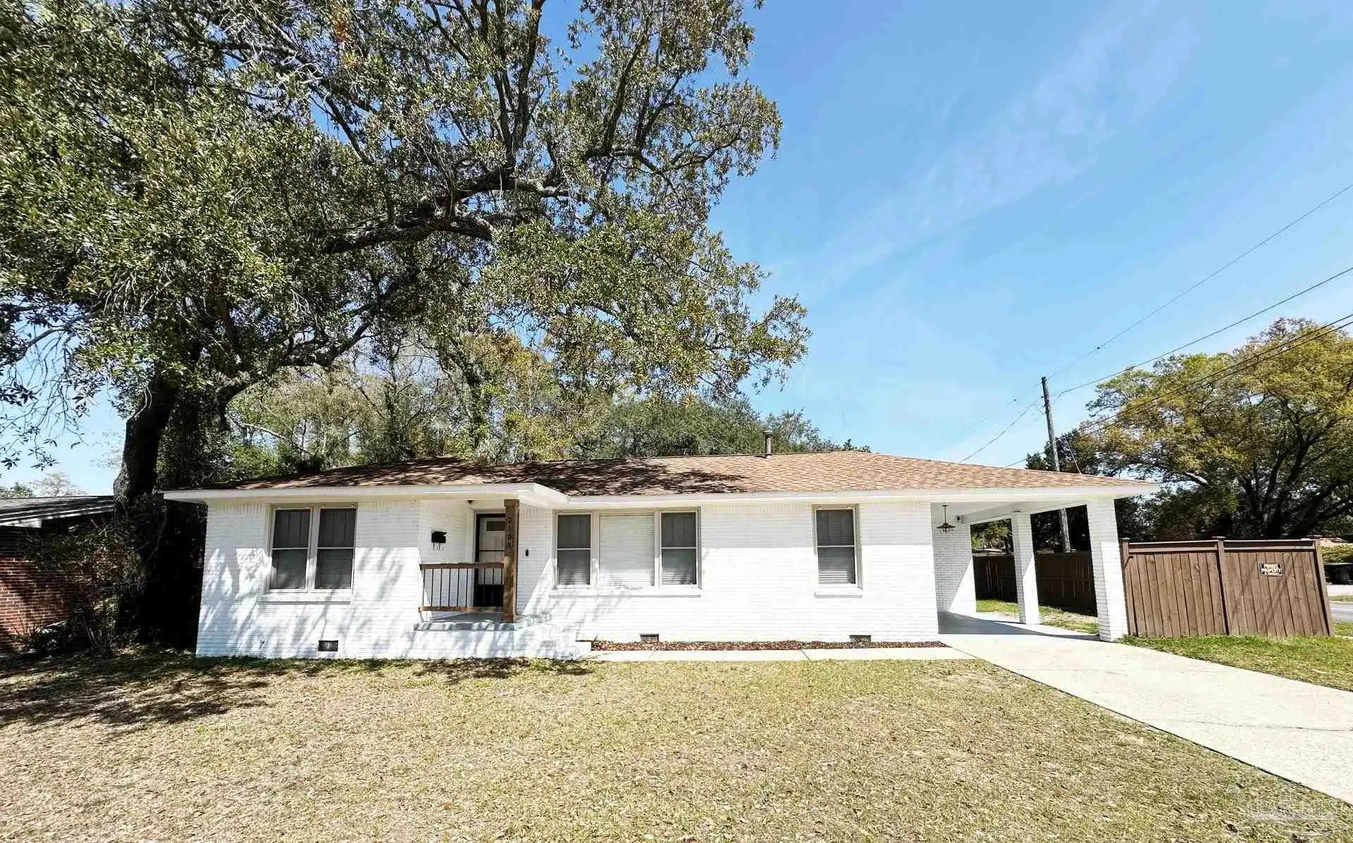 Photo of Listing #676101