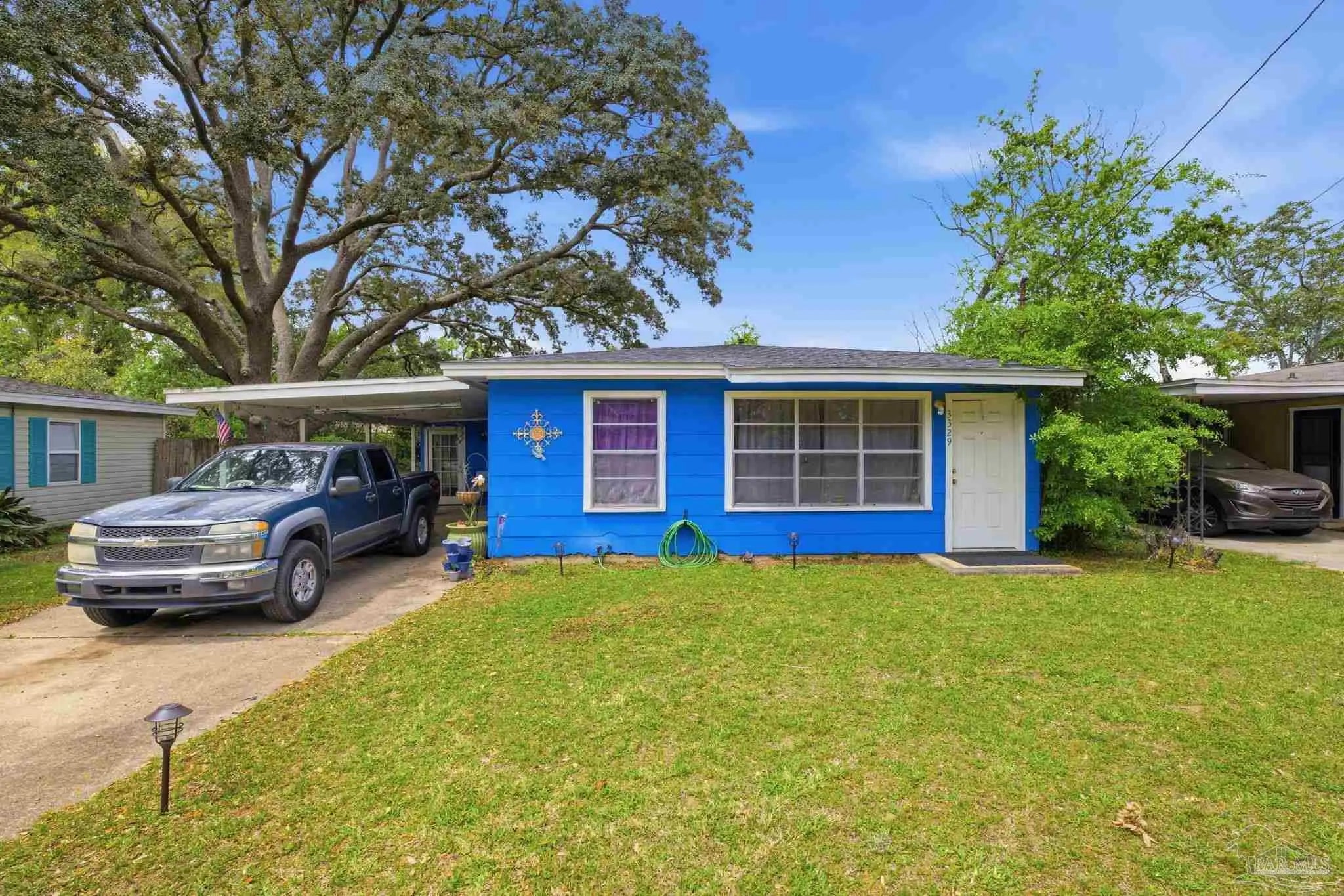 Photo of Listing #680608