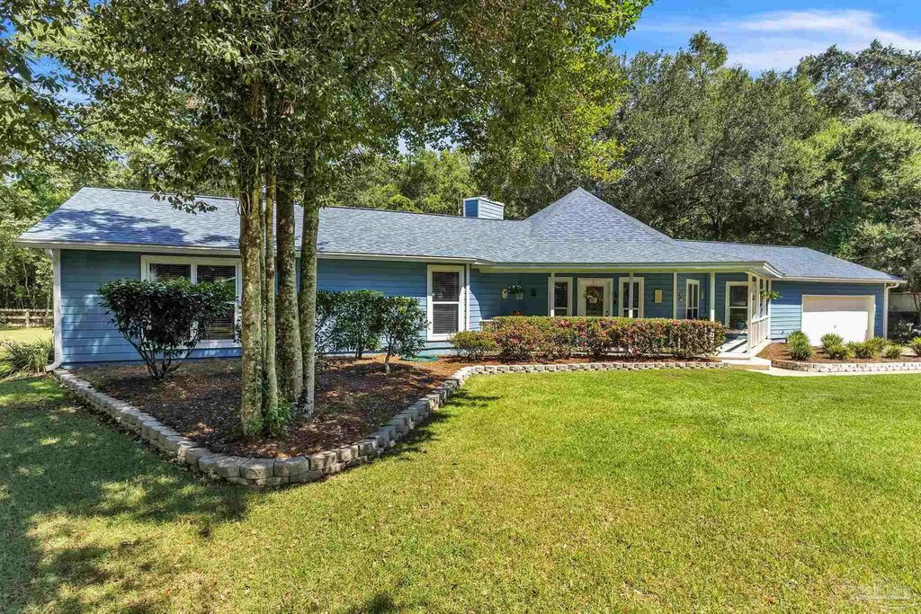 1225 Wakefield Ln, Pensacola