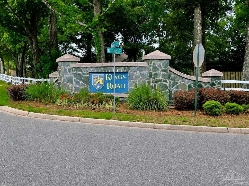 431 Turnberry Rd, Cantonment