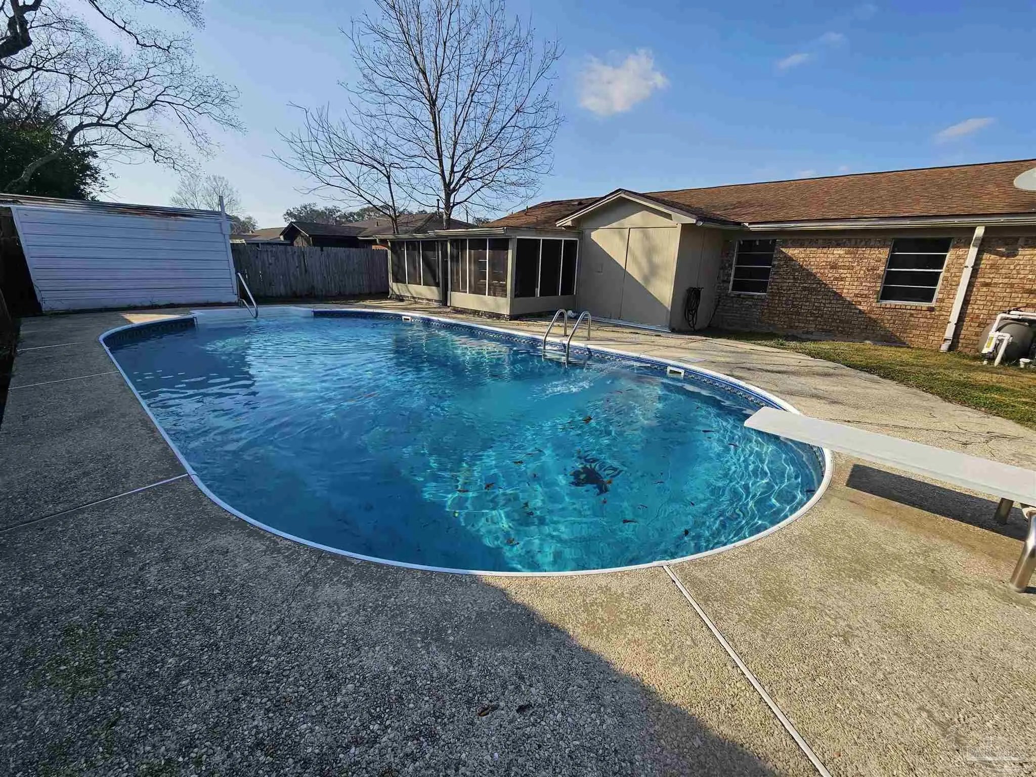 Photo of Listing #677854