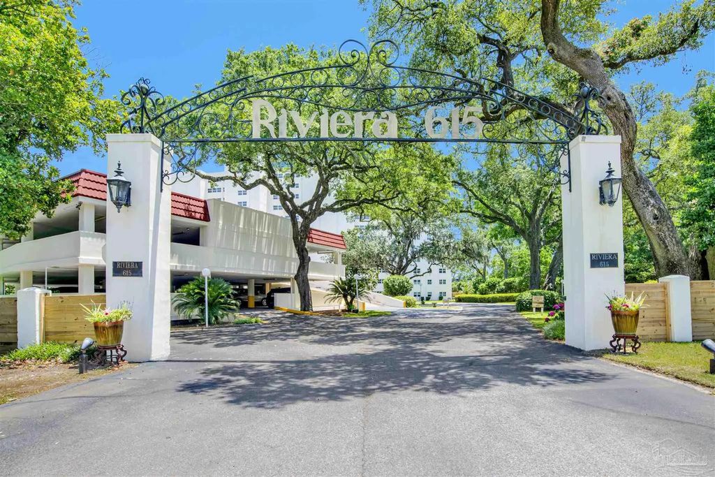 615 Bayshore Dr #206, Pensacola