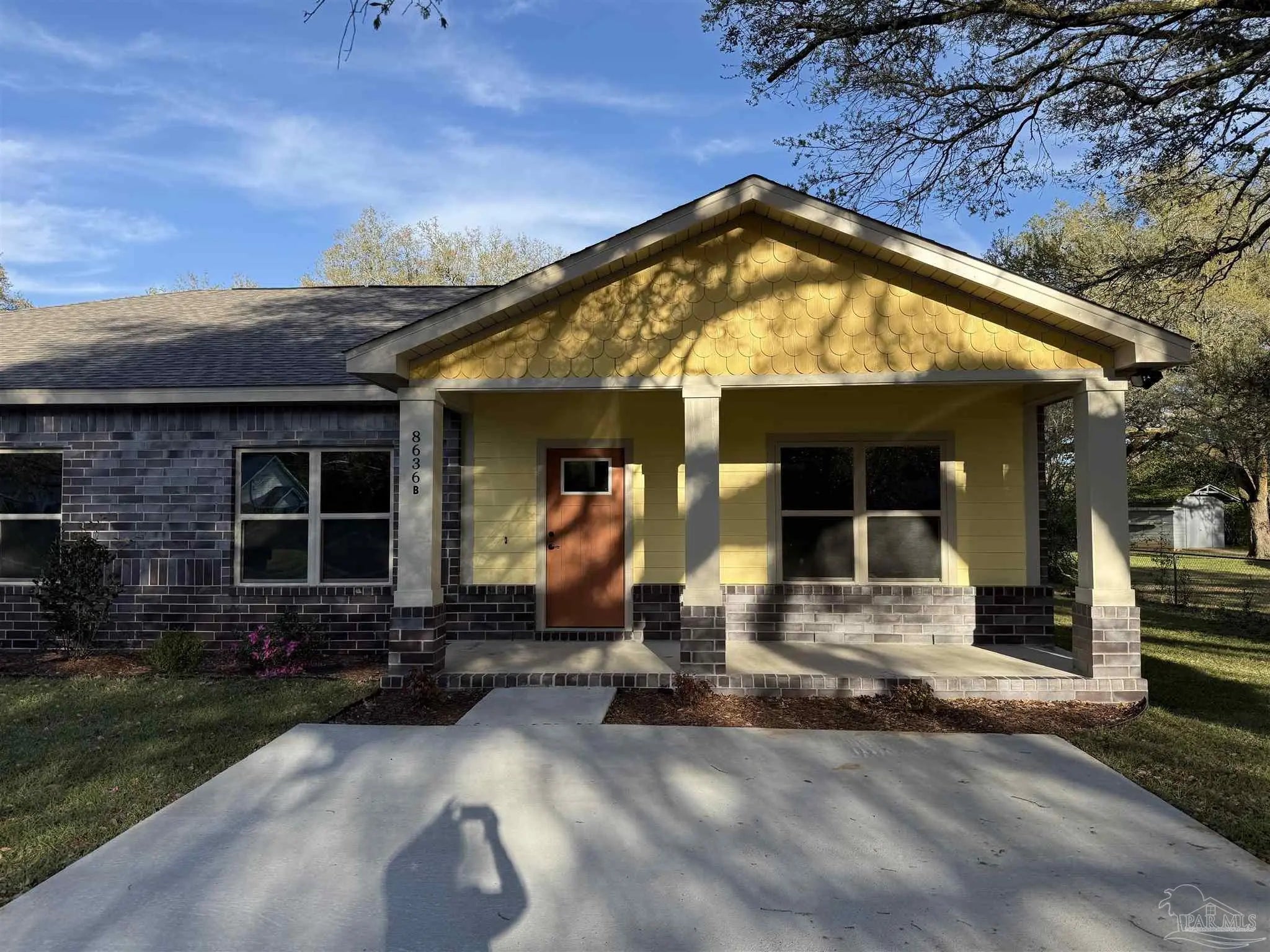 Photo of Listing #679818