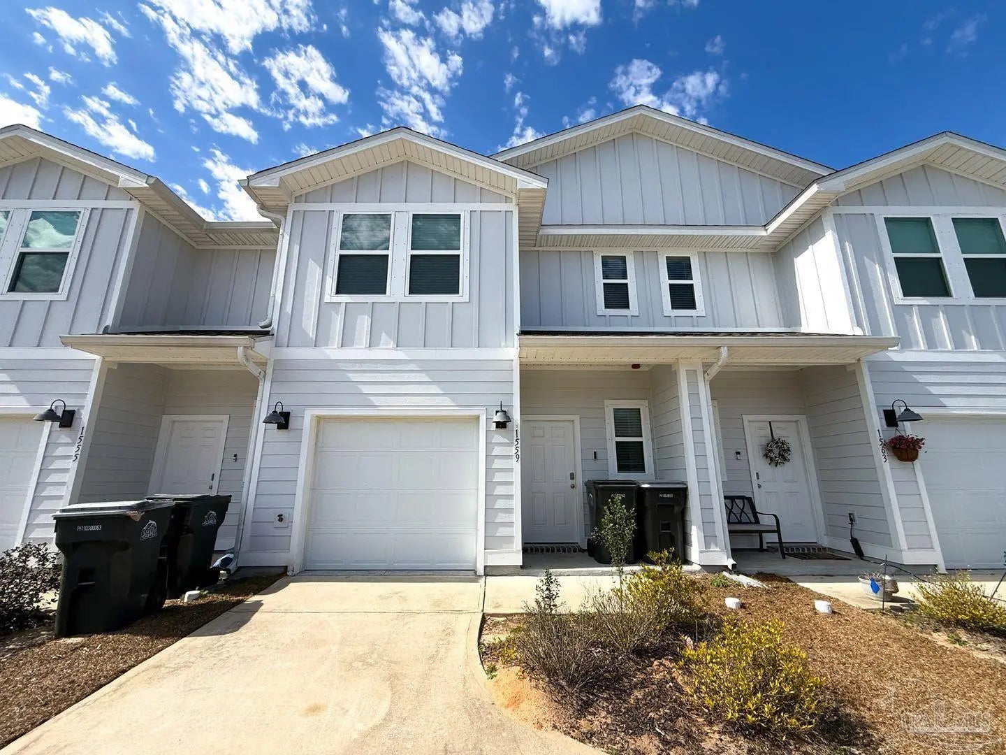 Photo of Listing #677465