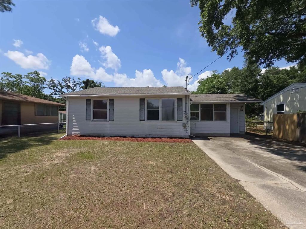 110 Frisco Rd, Pensacola
