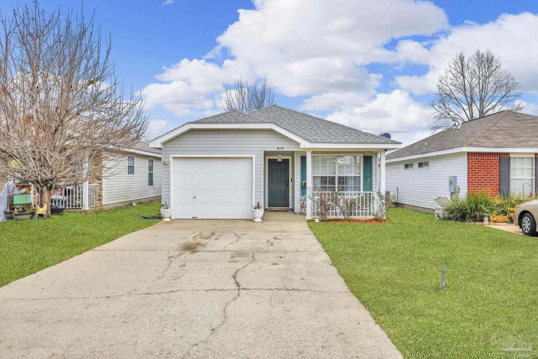 Photo of Listing #677521