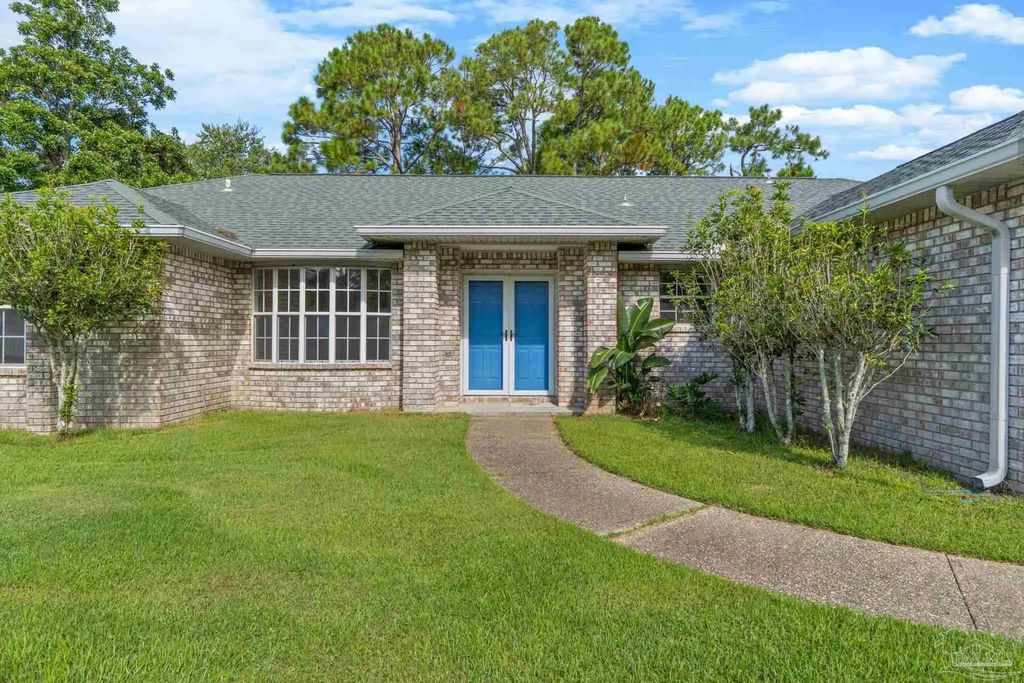 5007 Shoshone Dr, Pensacola