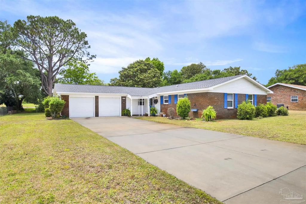 5065 Shoshone Dr, Pensacola