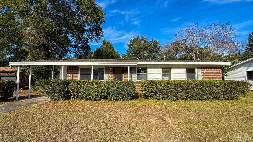 3710 Forest Glen Dr, Pensacola