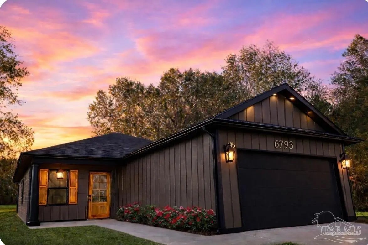 Photo of Listing #674927