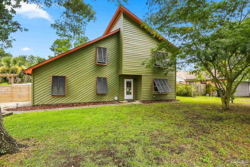 4180 Monteigne Dr, Pensacola