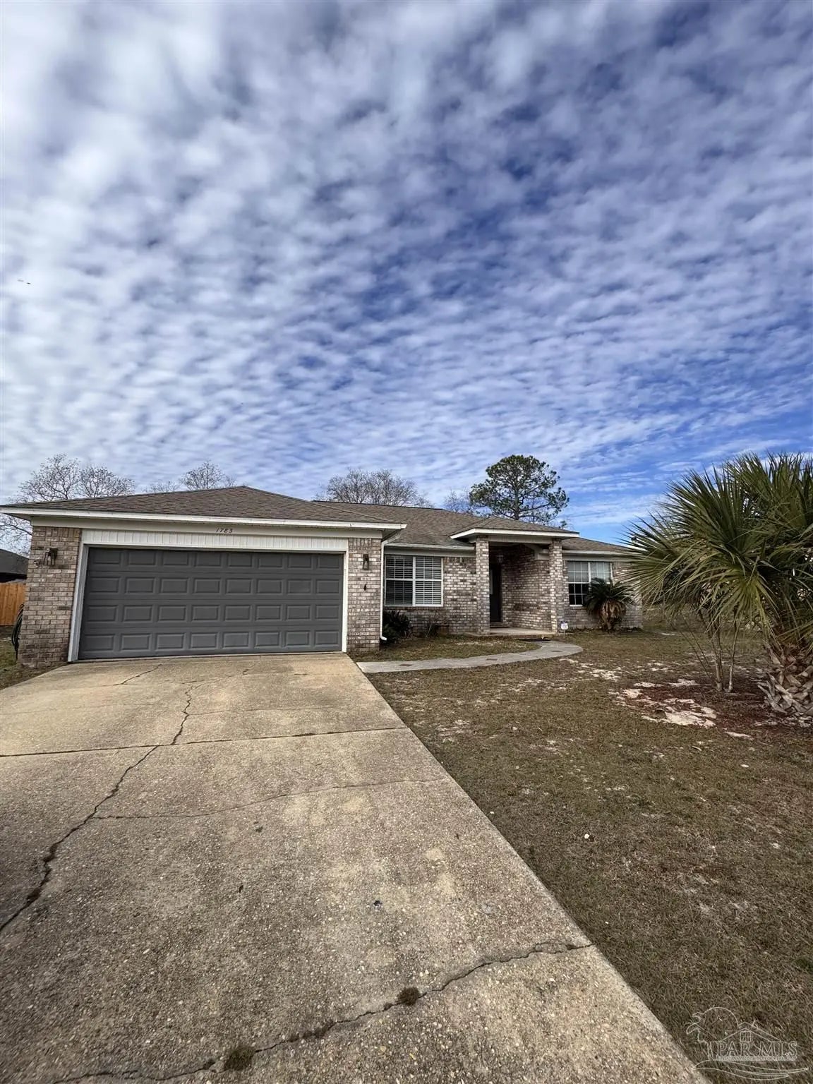 Photo of Listing #675156