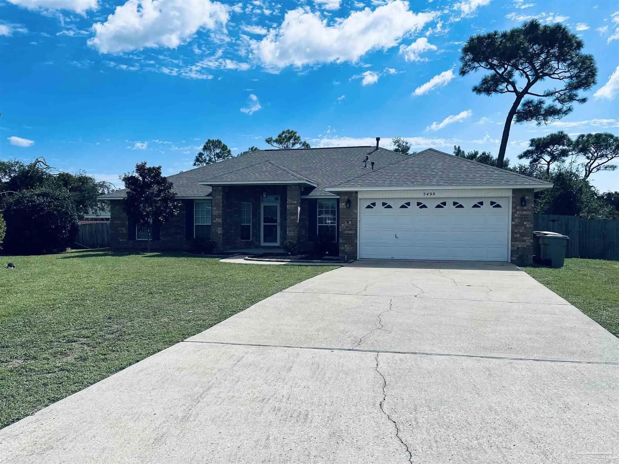 Photo of Listing #678193